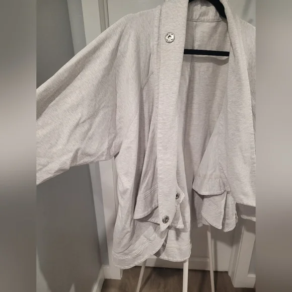 Lululemon Athletica Tank & Cardigan Bundle Medium To Large - Picture 12 of 16